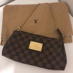 Louis Vuitton Eva Clutch in Damier Ebene
